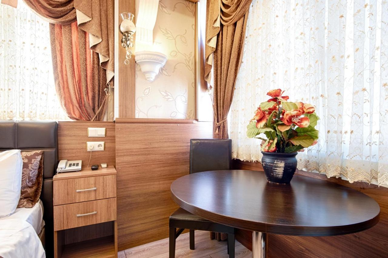Grand Gross Hotel Istanbul Exterior photo