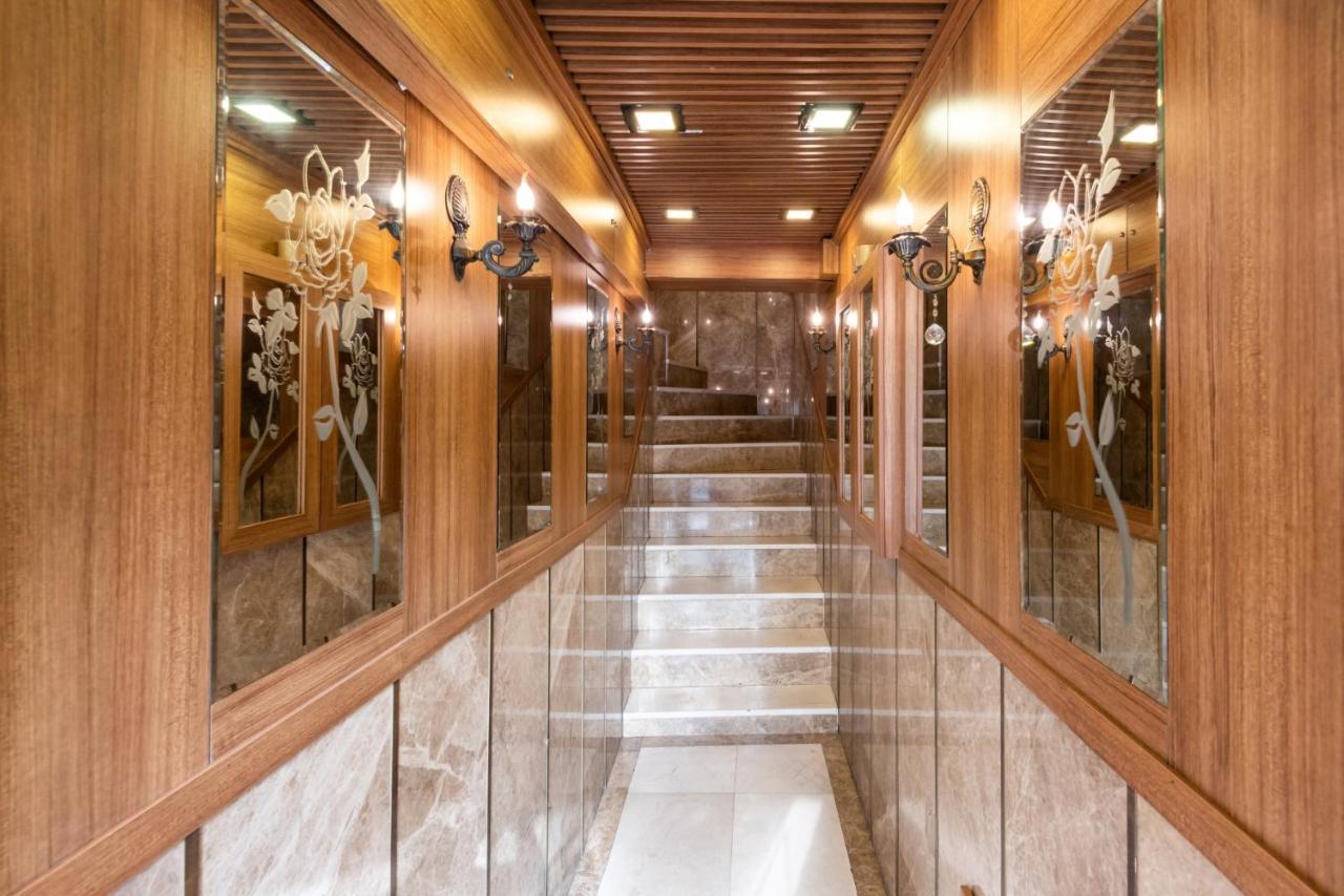 Grand Gross Hotel Istanbul Exterior photo